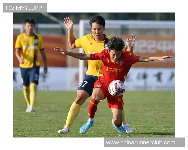 足球综艺节目新风潮:明星球员与普通人共同竞技的欢乐时光